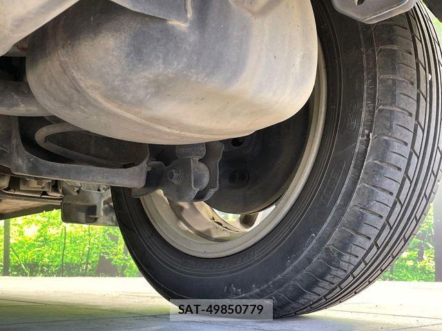Toyota AQUA 2012-11 8625795-19