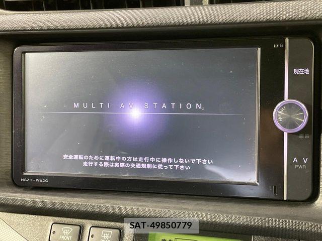 Toyota AQUA 2012-11 8625795-2