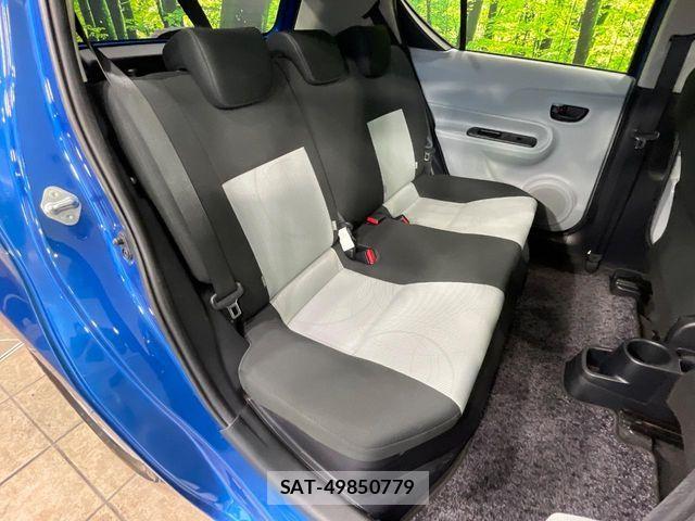 Toyota AQUA 2012-11 8625795-8