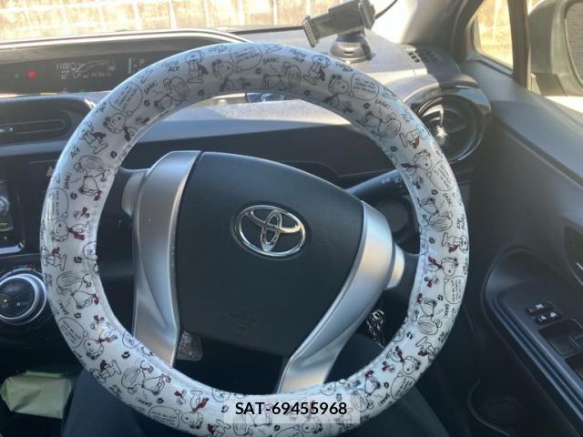 Toyota AQUA 2017-03 8625816-12