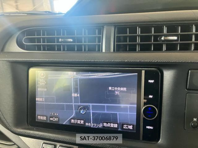 Toyota AQUA 2012-09 8625825-14