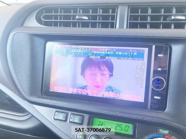 Toyota AQUA 2012-09 8625825-16