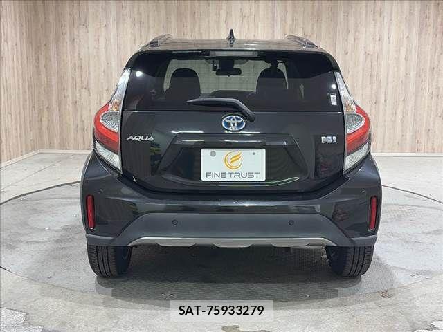 Toyota AQUA 2019-02 8625787-18