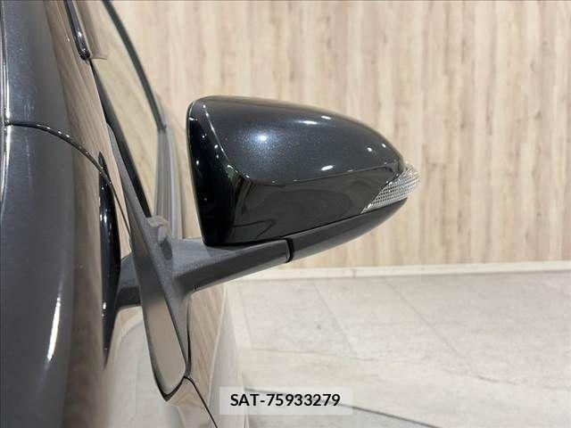Toyota AQUA 2019-02 8625787-24