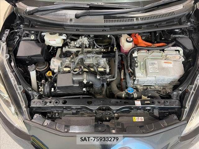 Toyota AQUA 2019-02 8625787-29