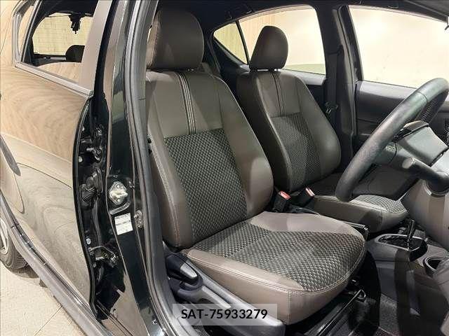 Toyota AQUA 2019-02 8625787-8