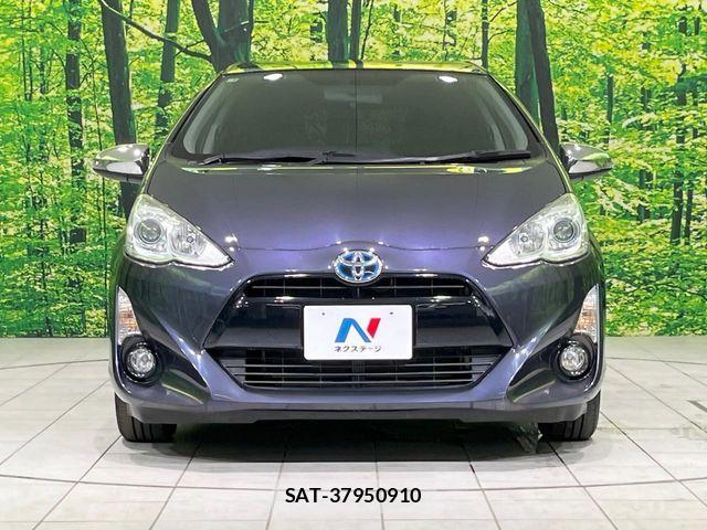 Toyota AQUA 2015-03 8625798-13