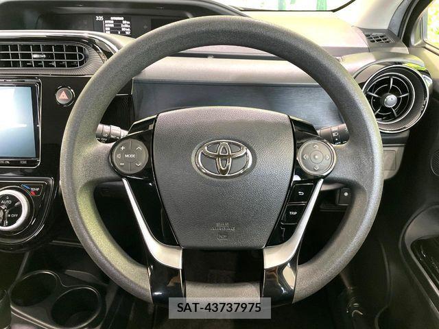 Toyota AQUA 2019-09 8625780-10