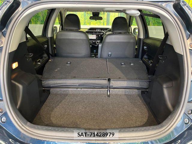 Toyota AQUA 2017-09 8625786-9