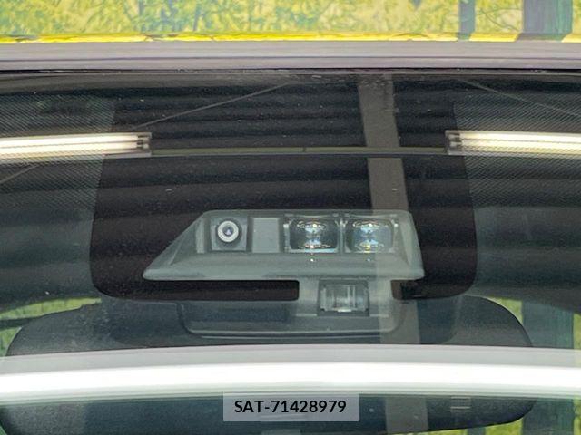 Toyota AQUA 2017-09 8625786-4