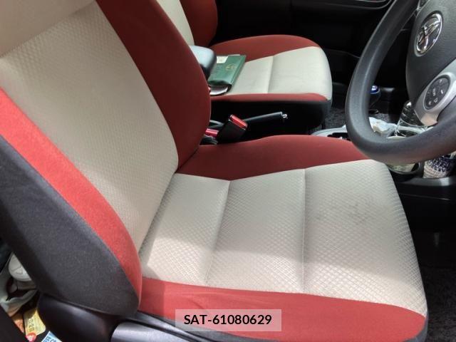 Toyota AQUA 2016-02 8625820-15