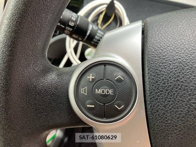 Toyota AQUA 2016-02 8625820-19