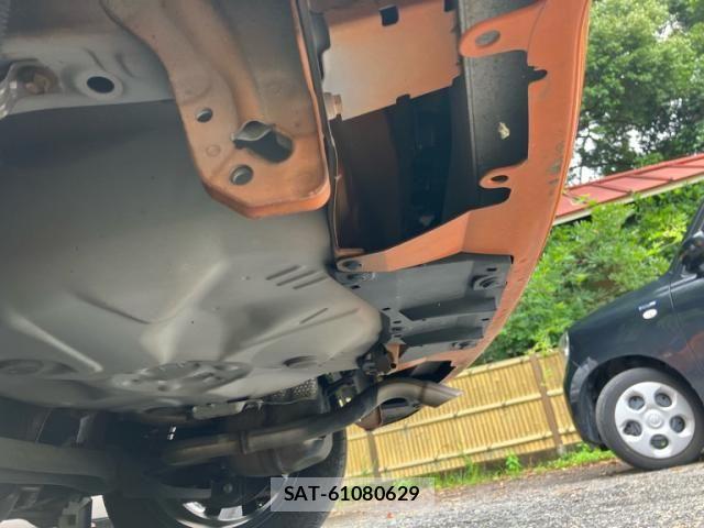 Toyota AQUA 2016-02 8625820-26