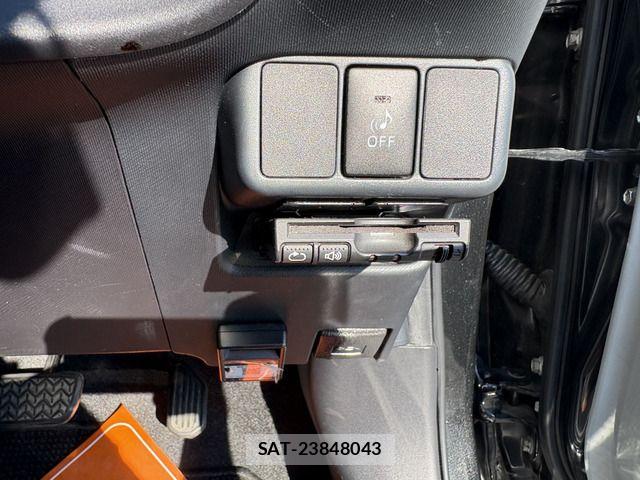 Toyota AQUA 2012-08 8625818-6
