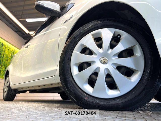 Toyota AQUA 2014-02 8625799-12