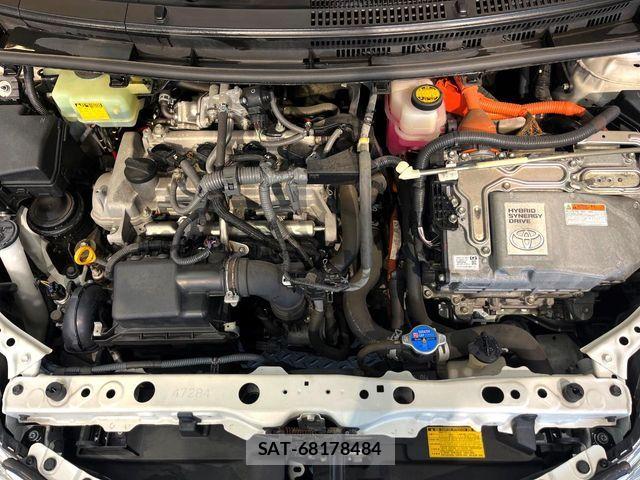 Toyota AQUA 2014-02 8625799-17