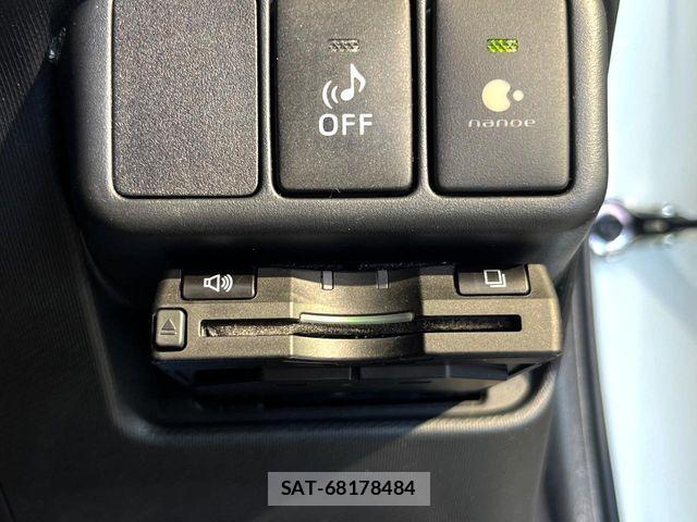 Toyota AQUA 2014-02 8625799-6