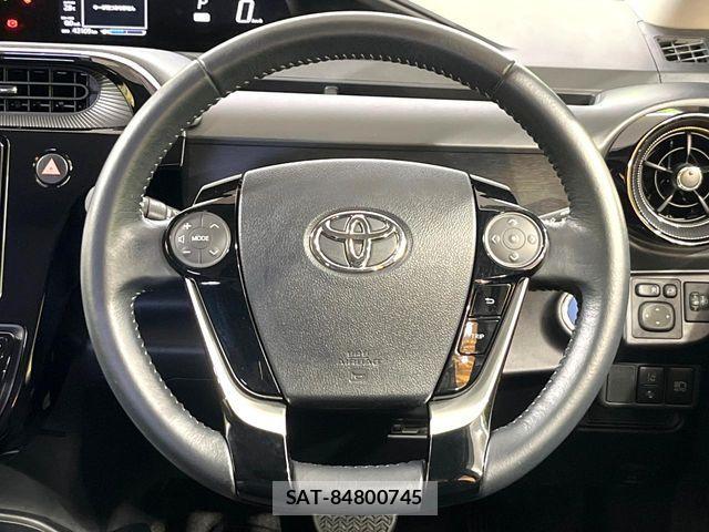 Toyota AQUA 2019-10 8625774-10