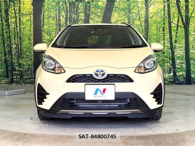 Toyota AQUA 2019-10 8625774-13