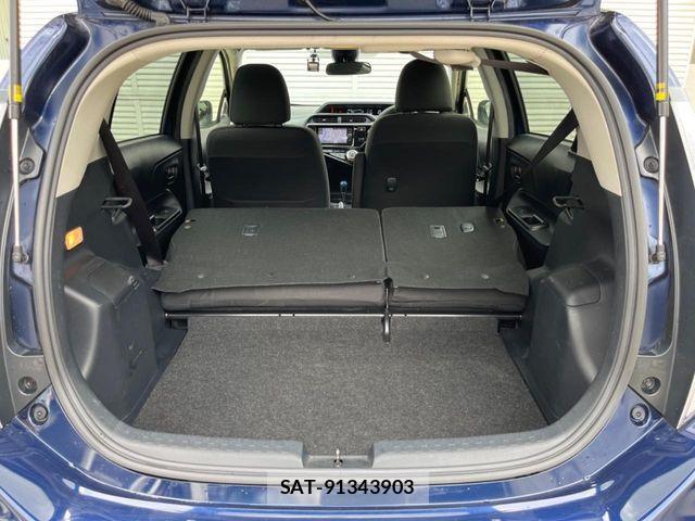 Toyota AQUA 2016-09 8625800-10