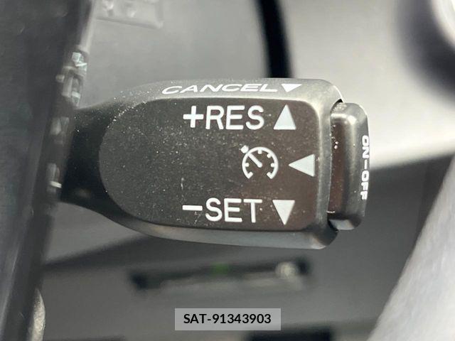 Toyota AQUA 2016-09 8625800-5