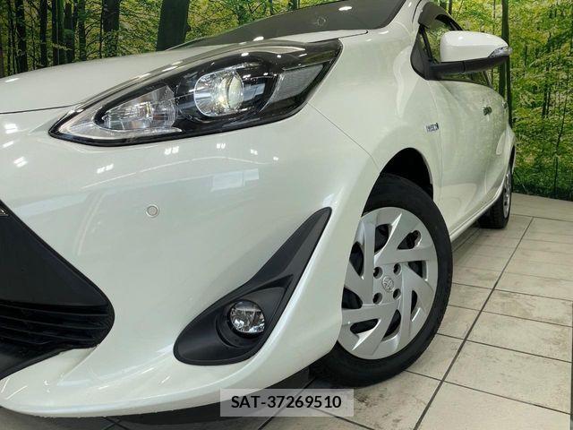 Toyota AQUA 2018-11 8625772-11