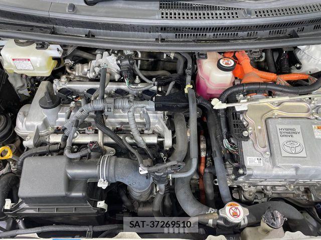 Toyota AQUA 2018-11 8625772-17