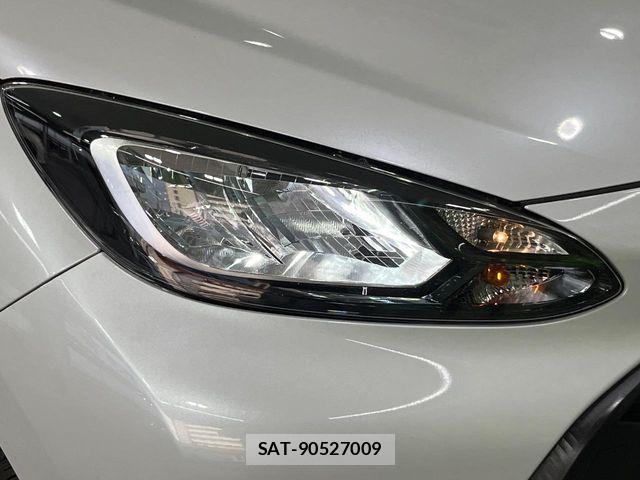 Toyota AQUA 2023-08 8625773-11