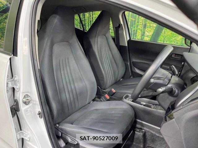 Toyota AQUA 2023-08 8625773-7