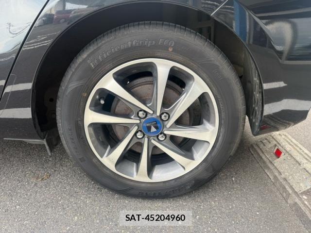 Toyota AQUA 2018-03 8625805-4