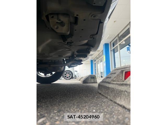 Toyota AQUA 2018-03 8625805-5