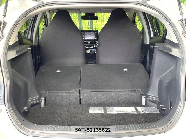Toyota AQUA 2022-08 8625777-9