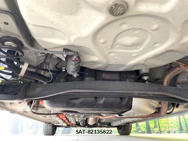 Toyota AQUA 2022-08 8625777-18
