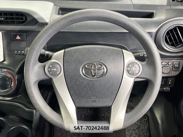 Toyota AQUA 2014-02 8625803-10