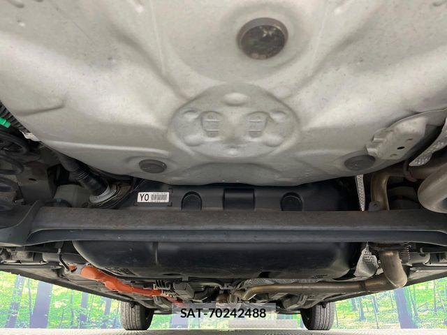 Toyota AQUA 2014-02 8625803-18