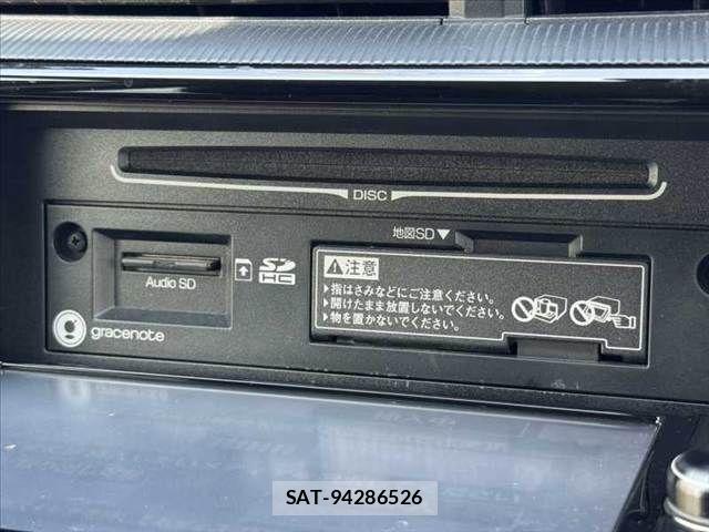 Toyota AQUA 2017-08 8625788-22