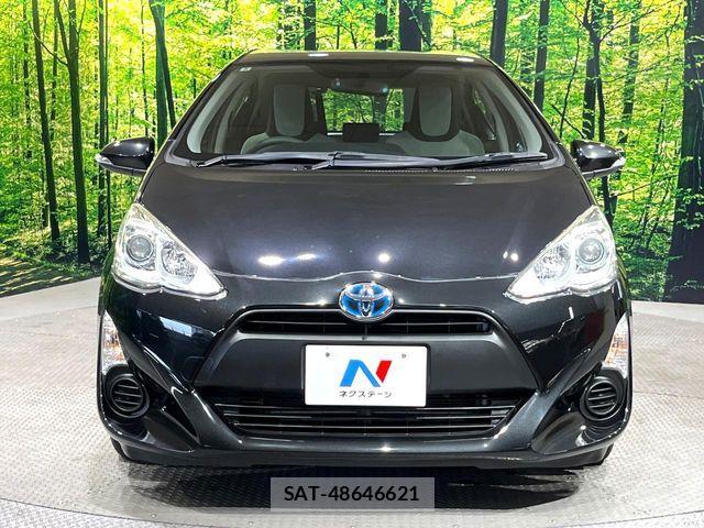 Toyota AQUA 2016-08 8625793-14