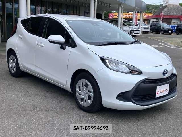 Toyota AQUA 2021-08 8625775-9