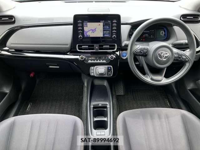 Toyota AQUA 2021-08 8625775-1