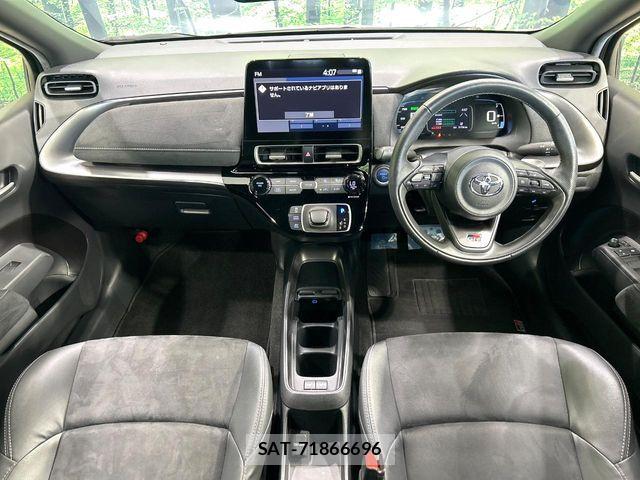 Toyota AQUA 2023-08 8625761-1