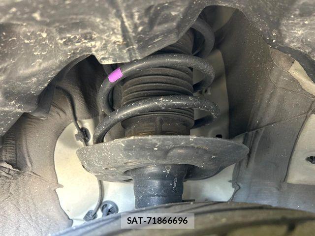 Toyota AQUA 2023-08 8625761-19