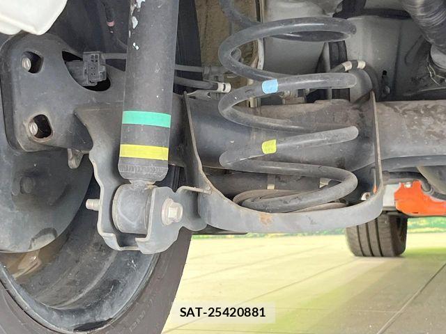 Toyota AQUA 2018-03 8625778-19
