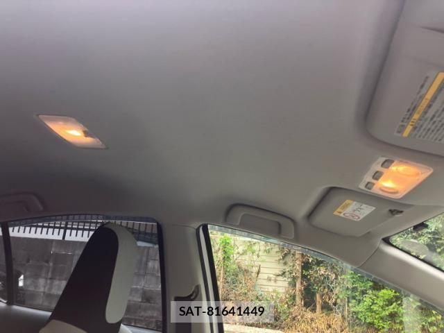 Toyota AQUA 2017-09 8625814-10