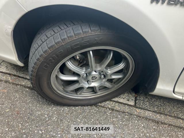Toyota AQUA 2017-09 8625814-4