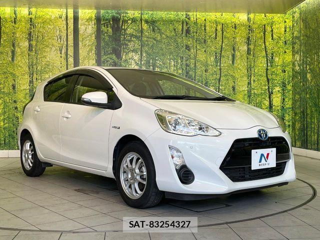 Toyota AQUA 2015-01 8625791-15