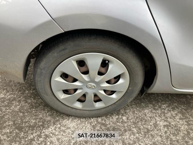 Toyota AQUA 2012-04 8625819-5
