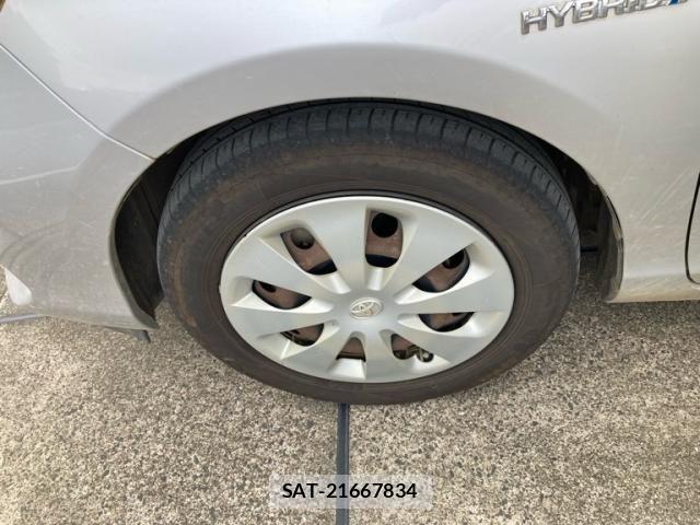 Toyota AQUA 2012-04 8625819-7