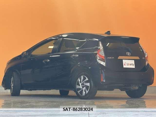 Toyota AQUA 2020-09 8625779-16