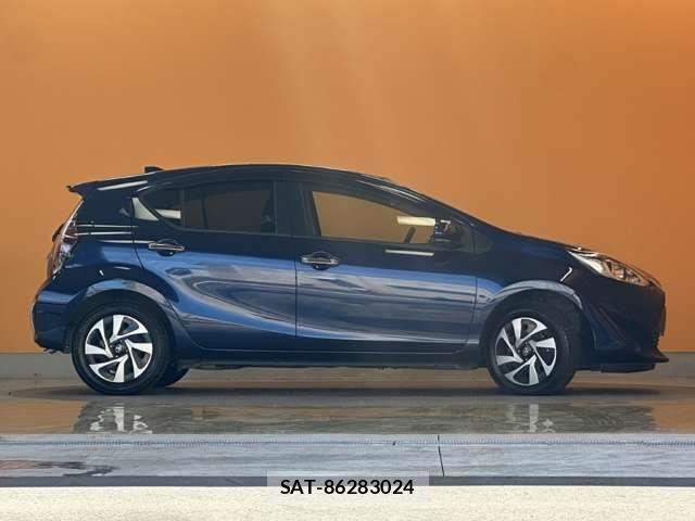 Toyota AQUA 2020-09 8625779-19