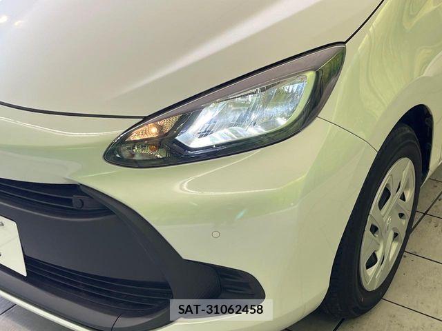 Toyota AQUA 2023-07 8625767-11